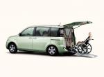 Toyota Sienta 2011 года